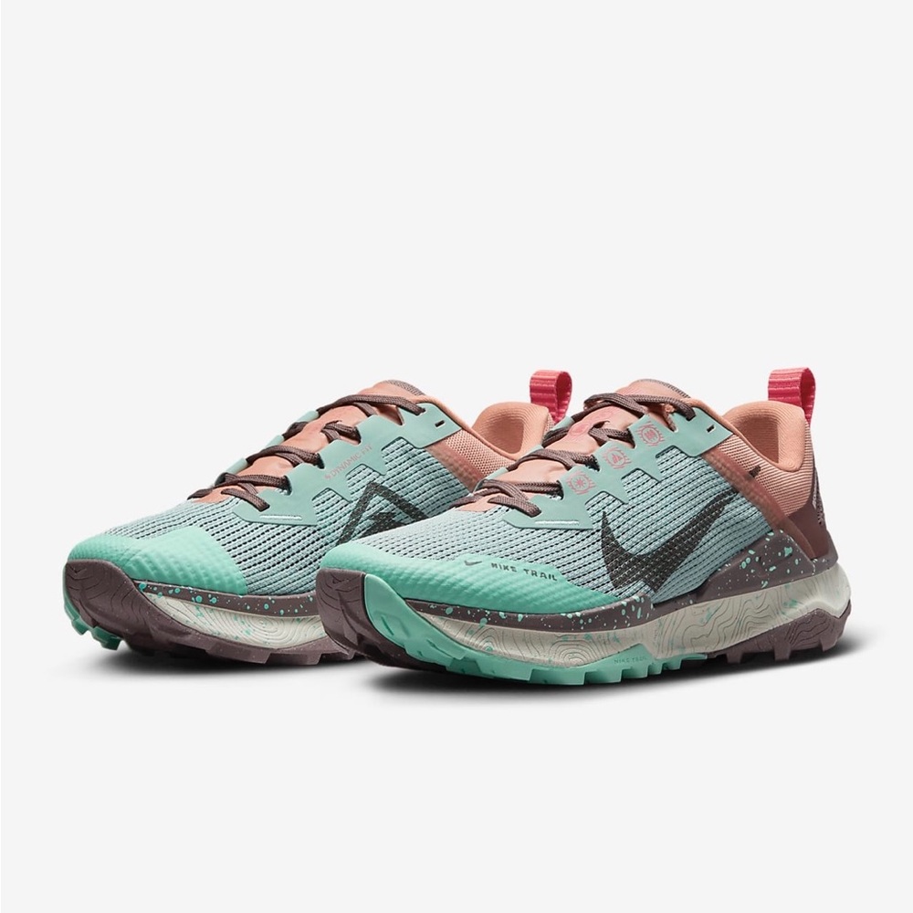 Brand new Nike wildhorse 8 trail running tennis shoes
